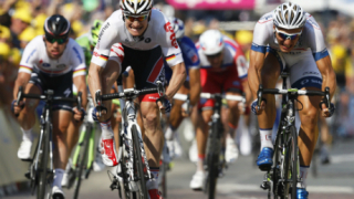 Скандален завършек на 10-ия етап в Тур-а 