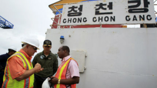 Панамските власти освободиха „арестувания” севернокорейски кораб срещу $700 000