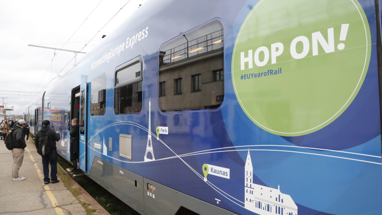 "Грийнпийс" призовава Европа да ползва влакове, а не кратки полети