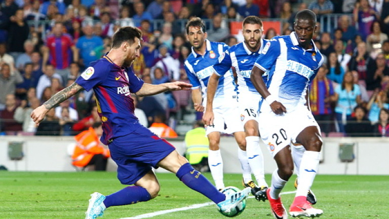 Барселона разгроми Еспаньол с 5:0 в каталунското дерби от третия