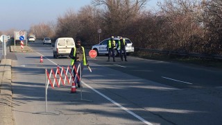 Спецакция блокира изходите на Бургас 