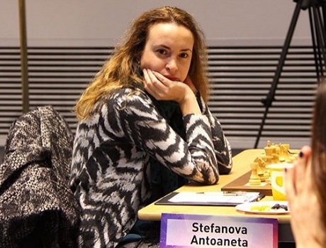 Стефанова загуби първата партия срещу Музичук