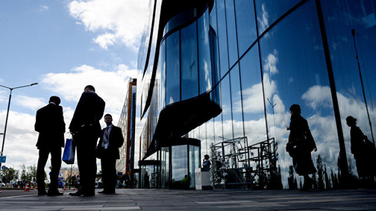 В Русия подготвят аналог на американската Зелена карта