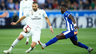 Нападателят на Реал Мадрид Карим Бензема тренира наравно със своите