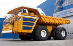Вижте най-големия камион в света 