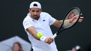 Григор Димитров продължи победния си марш на Уимбълдън с успех над Корентен Муте с