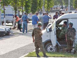 6-ма военни убити при взрив в Псковск