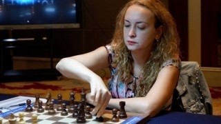 Антоанета Стефанова записа трета победа при жените на турнира FIDE