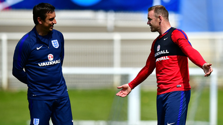 Гари Невил също в София заради Димитър Бербатов