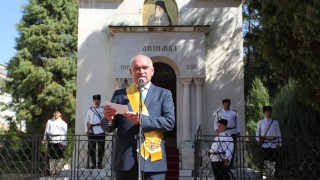 Българите търсят съгласие в името на национални каузи, убеден Димитър Главчев