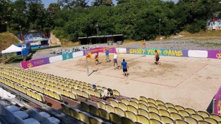 Емблематичният стадион Юнак до Националния стадион Васил Левски в Борисовата