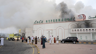Безредиците в Оман не стихват