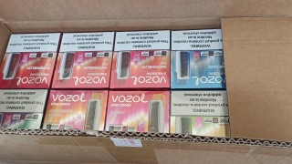 Откриха 5989 контрабандни вейпа при проверка на куриерска пратка в