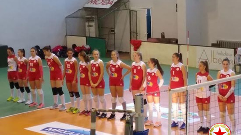 Женският волейболен отбор на ЦСКА победи Славия с 3:0 гейма
