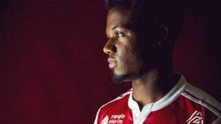 Крилото на Барселона Ансу Фати който през този сезон е