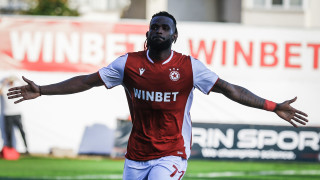 Нападателят на ЦСКА Годуин Коялипу започна като титуляр за националния