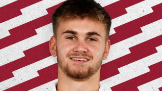 21 годишният нападател на Чичестър Сити Били Вигар почина след като