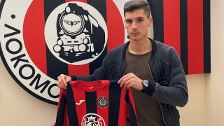 Бившият нападател на Ботев Пловдив Атанас Милев ще продължи кариерата