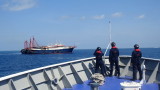Филипините поправят Китай за "незаконно нахлуване" на техен кораб във водите му