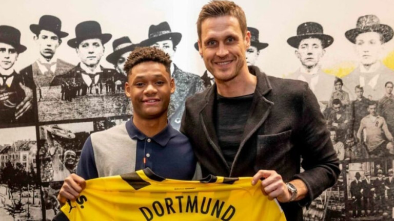 Борусия (Дортмунд) се подсили с 16-годишен вундеркинд
