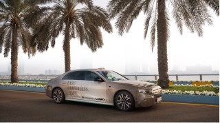 Mercedes Benz влиза в надпреварата при автономните таксиметрови автомобили като обяви