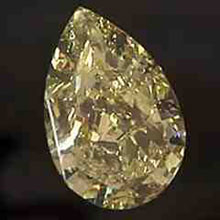Рядък жълт диамант беше продаден за $12.36 млн.