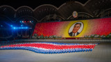  Северна Корея означи рождението на Ким Ир Сен с песни и танци, само че без боен церемониал 