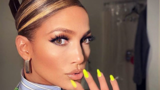 Слага ли си Джей Ло ботокс