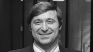 Поклонението пред тленните останки на легендарния голмайстор на ЦСКА и