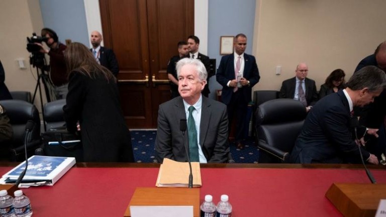 Байдън кани директора на ЦРУ Бърнс да се присъедини към Белия дом