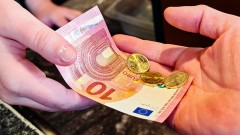 Бизнес vs синдикати за минималната заплата: Мързеливи или истерични сме?