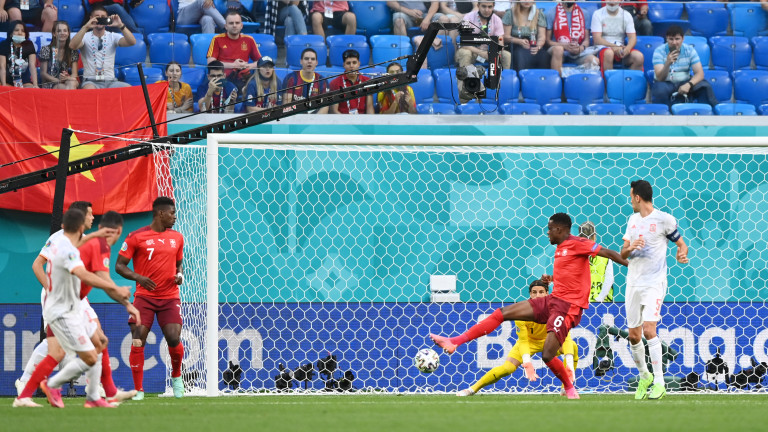 Швейцария 0 : 1 Испания 52′ Източник: 50′ Олмо продължи
