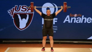 Новозеландката Лорел Хъбард не можа да стане първата трансексексулна жена