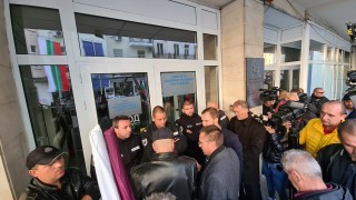 Членове на ВМРО излязоха на втори протест заради цените на