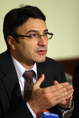 Скандалът АСТА разтресе България