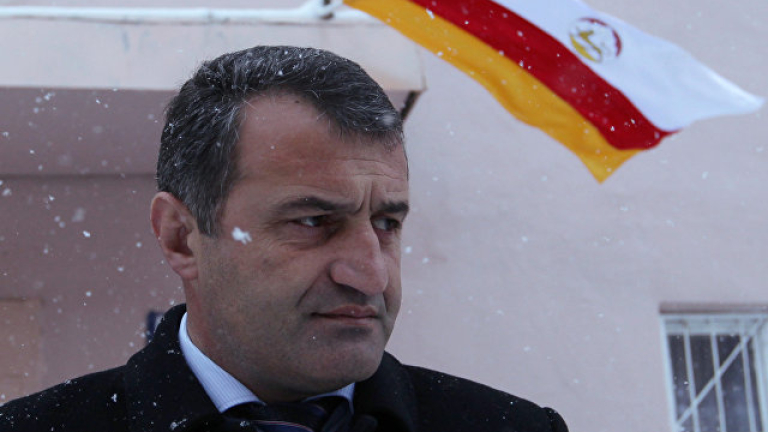 Подкрепеният от Москва кандидат губи президентските избори в Южна Осетия
