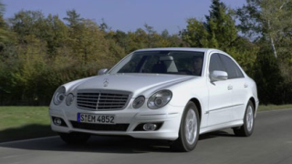 Mercedes достави 1.5 млн. представителя на E-Class  