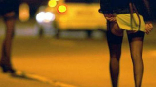 Петима души са били задържани при две акции на столичната