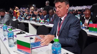 Ръководството на Българския футболен съюз и президентът Борислав Михайлов пожелават