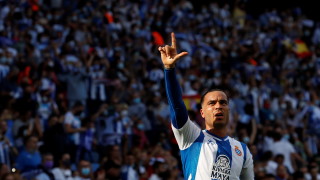 Отборът на Арсенал продължава с търсенето си на нов нападател