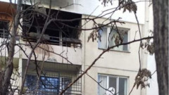 Пожар пламна в жилищна сграда в София