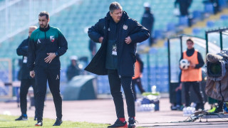 Една сериозна дилема вълнува треньора на ЦСКА Любослав Пенев преди