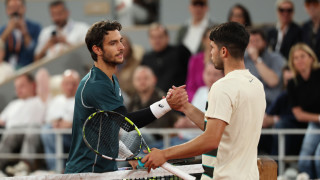 Миналогодишният шампион Карлос Алкарас се класира за финала на Ролан