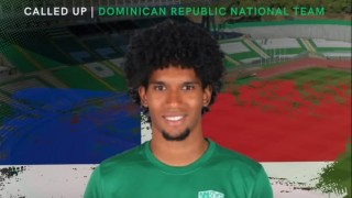 Полузащитникът на Берое Хуанка Пинеда получи повиквателна за националния отбор