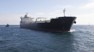 За първи път танкер достави петрол от САЩ в пристанище Рощок в Германия
