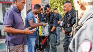 Български клошар е ключов свидетел за изнасилването и убийството от