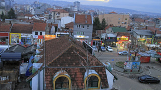 Около 1 500 души се събраха в южния сръбски град