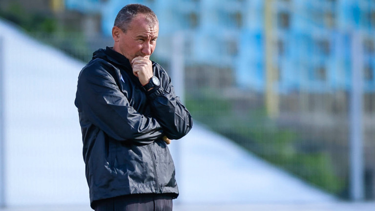 Треньорът на дубъла на ЦСКА - Стамен Белчев, изгледа на живо
