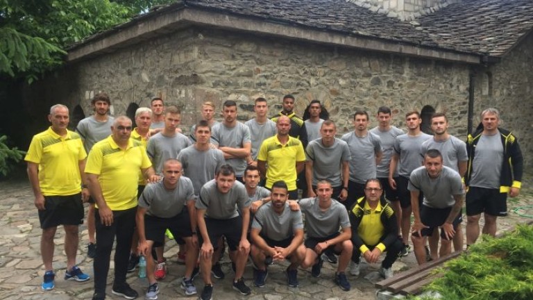 Футболистите на Ботев (Пд) посетиха Батак