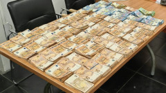 Откриха над 300 000 евро недекларирана валута при проверка на камион на "Капитан Андреево"